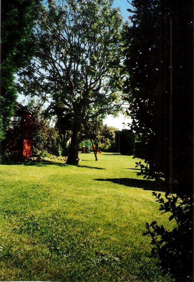 The Old School House Mordington Bed & Breakfast Exterior foto